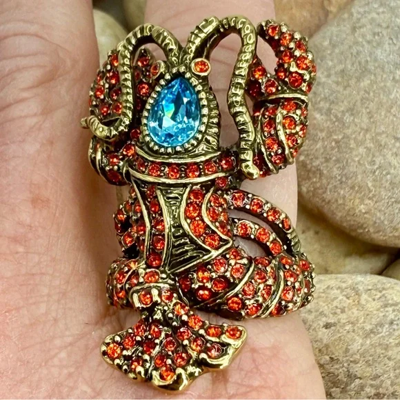 Authentic Heidi Daus “Lobster Tales” Crystal Lobster Ring – Size 8 Swarovski EUC - Picture 15 of 17